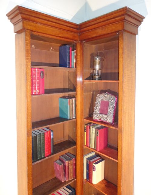 VICTORIAN OAK NARROW CORNER BOOKCASE - ADDITIONAL PHOTO 2