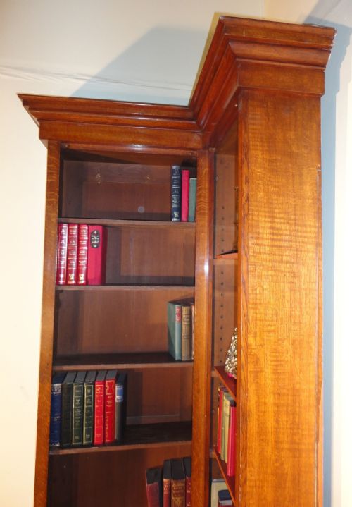 VICTORIAN OAK NARROW CORNER BOOKCASE - ADDITIONAL PHOTO 8
