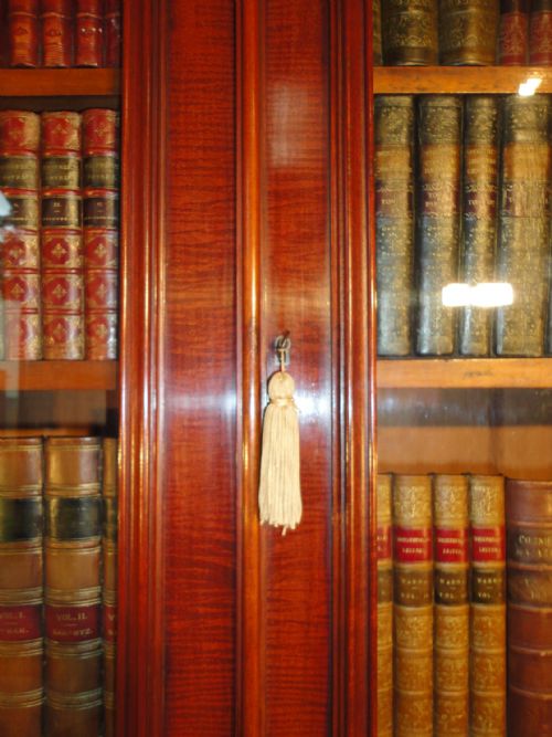 VICTORIAN MAHOGANY GLAZED BOOKCASE - ADDITIONAL PHOTO 5