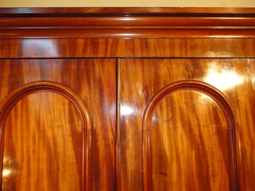 VICTORIAN MAHOGANY THREE DOOR WARDROBE - ADDITIONAL PHOTO 5