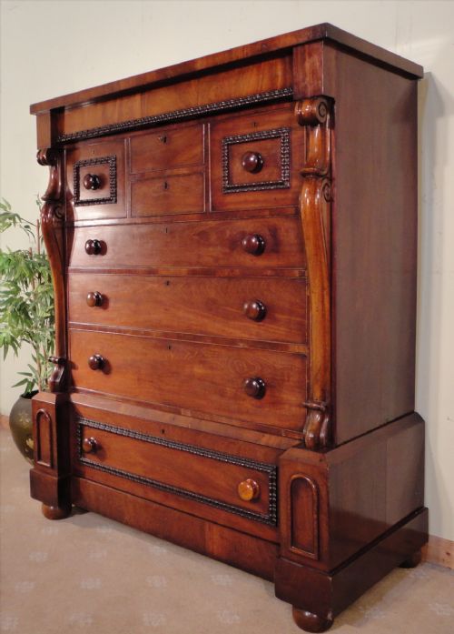 VICTORIAN MAHOGANY SCOTTISH CHEST OF DRAWERS - ADDITIONAL PHOTO 1