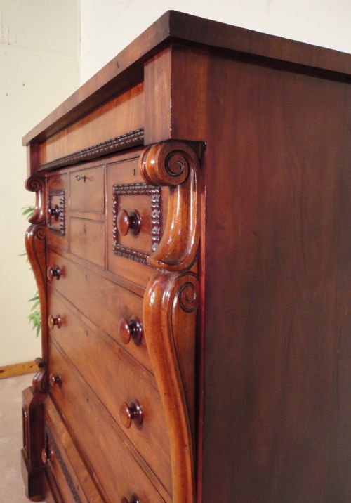 VICTORIAN MAHOGANY SCOTTISH CHEST OF DRAWERS - ADDITIONAL PHOTO 9