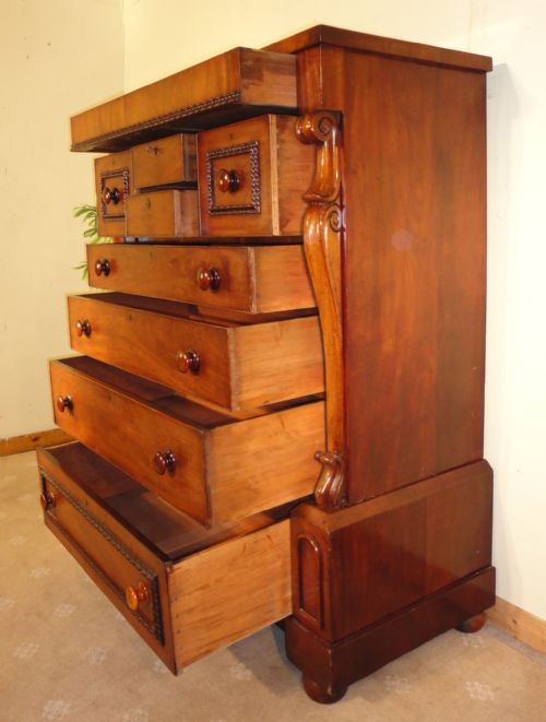 VICTORIAN MAHOGANY SCOTTISH CHEST OF DRAWERS - ADDITIONAL PHOTO 11
