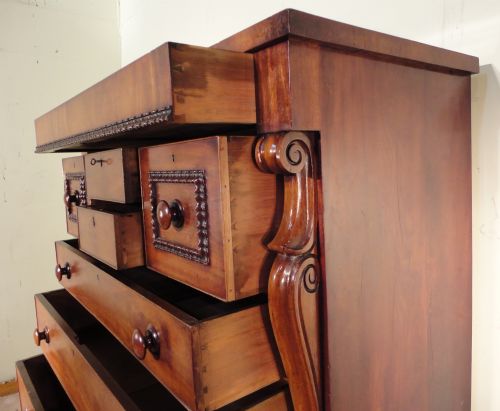 VICTORIAN MAHOGANY SCOTTISH CHEST OF DRAWERS - ADDITIONAL PHOTO 12