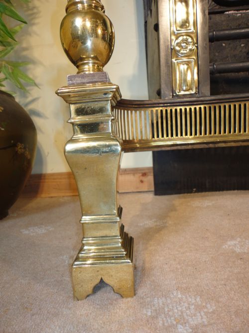 LARGE REGENCY CAST IRON AND BRASS FIRE BASKET AND ANDIRONS - ADDITIONAL PHOTO 7