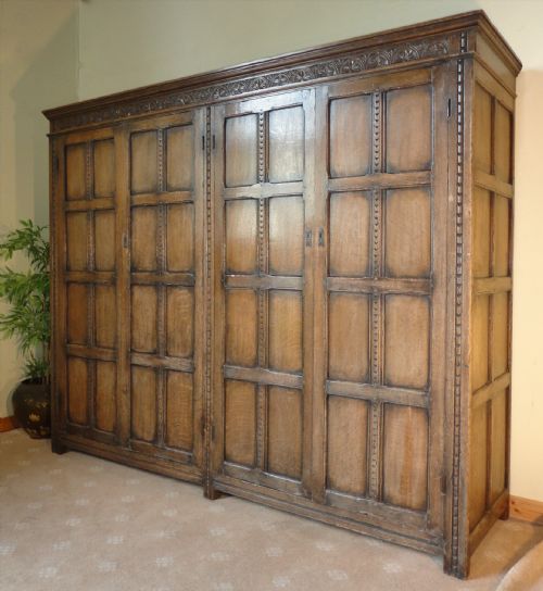 late victorian jacobean style oak wardrobe - CATEGORY: ANTIQUE WARDROBES - DATED VICTORIAN