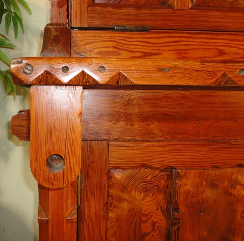 VICTORIAN GOTHIC REVIVAL PITCH PINE BUREAU BOOKCASE 19TH CENTURY - ADDITIONAL PHOTO 6