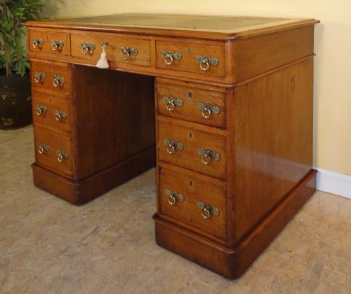 VICTORIAN OAK DOUBLE PEDESTAL DESK - ADDITIONAL PHOTO 1