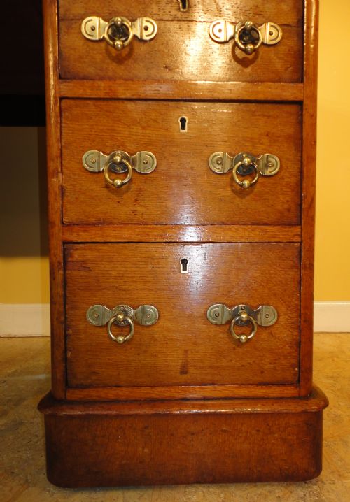 VICTORIAN OAK DOUBLE PEDESTAL DESK - ADDITIONAL PHOTO 7