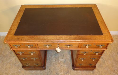VICTORIAN OAK DOUBLE PEDESTAL DESK - ADDITIONAL PHOTO 11