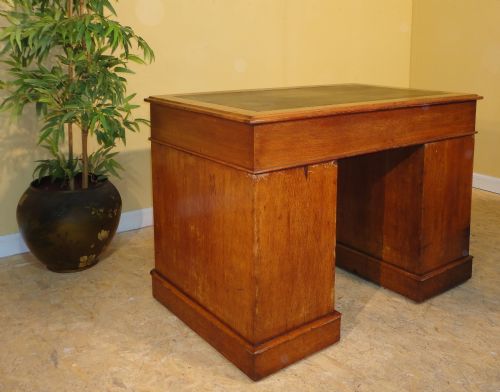 VICTORIAN OAK DOUBLE PEDESTAL DESK - ADDITIONAL PHOTO 14