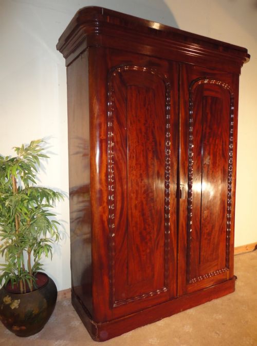 EARLY VICTORIAN MAHOGANY TWO DOOR WARDROBE - ADDITIONAL PHOTO 1