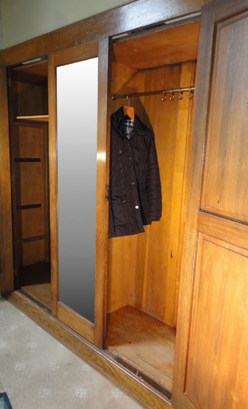 ARTS CRAFTS OAK COTSWOLD STYLE WARDROBEPRESS - ADDITIONAL PHOTO 13