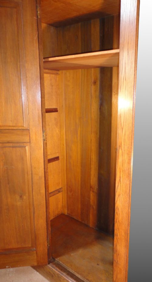 ARTS CRAFTS OAK COTSWOLD STYLE WARDROBEPRESS - ADDITIONAL PHOTO 14