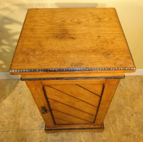 ARTS CRAFTS AESTHETIC ASH BEDSIDE CUPBOARD - ADDITIONAL PHOTO 3