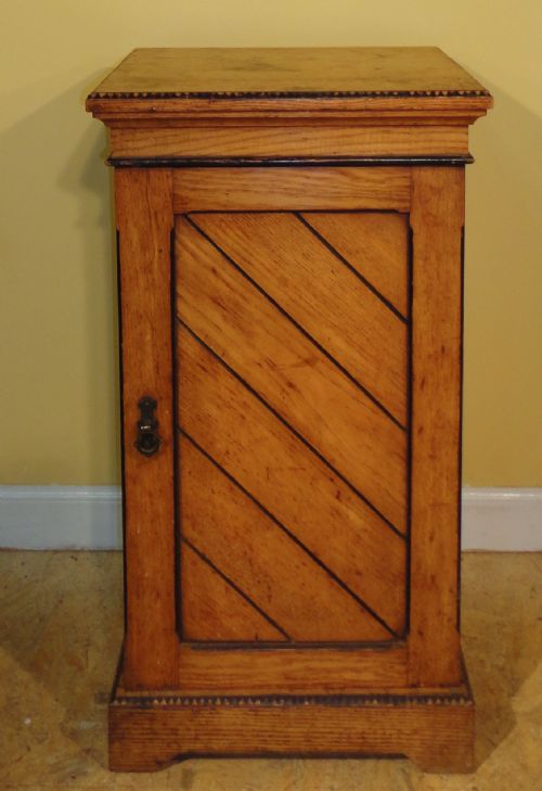 ARTS CRAFTS AESTHETIC ASH BEDSIDE CUPBOARD - ADDITIONAL PHOTO 8