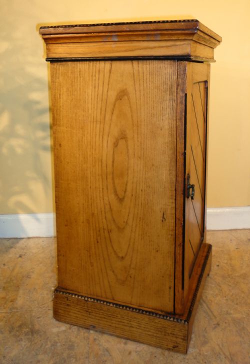 ARTS CRAFTS AESTHETIC ASH BEDSIDE CUPBOARD - ADDITIONAL PHOTO 11