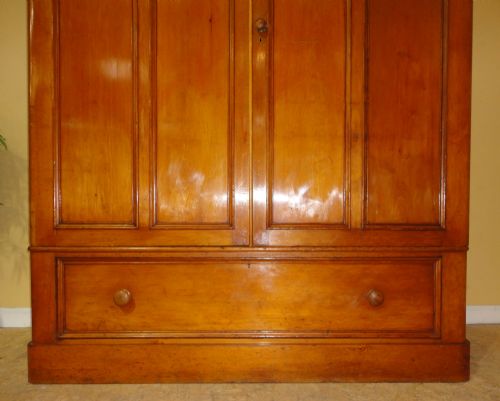 VICTORIAN ORIGINAL PINE FITTED WARDROBE - ADDITIONAL PHOTO 3