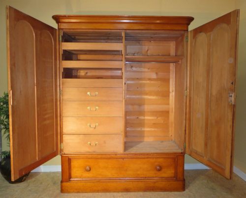 VICTORIAN ORIGINAL PINE FITTED WARDROBE - ADDITIONAL PHOTO 9