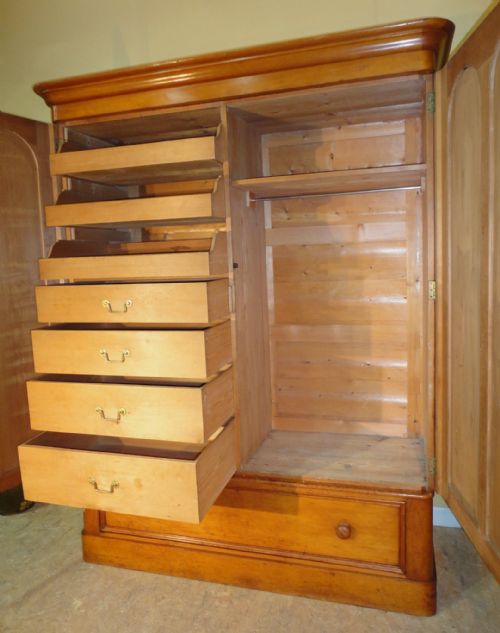VICTORIAN ORIGINAL PINE FITTED WARDROBE - ADDITIONAL PHOTO 10