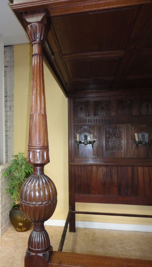 17TH CENTURY JACOBEAN STYLE FOUR POSTER TESTER BED - ADDITIONAL PHOTO 10