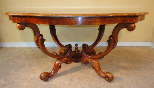 VICTORIAN BURR WALNUT SERPENTINE SHAPED CENTRE TABLE - ADDITIONAL PHOTO 3