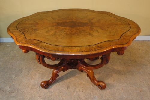 VICTORIAN BURR WALNUT SERPENTINE SHAPED CENTRE TABLE - ADDITIONAL PHOTO 5