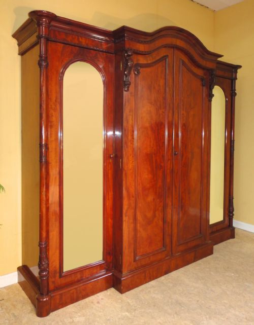 VICTORIAN MAHOGANY FOUR DOOR BREAKFRONT WARDROBE - ADDITIONAL PHOTO 1