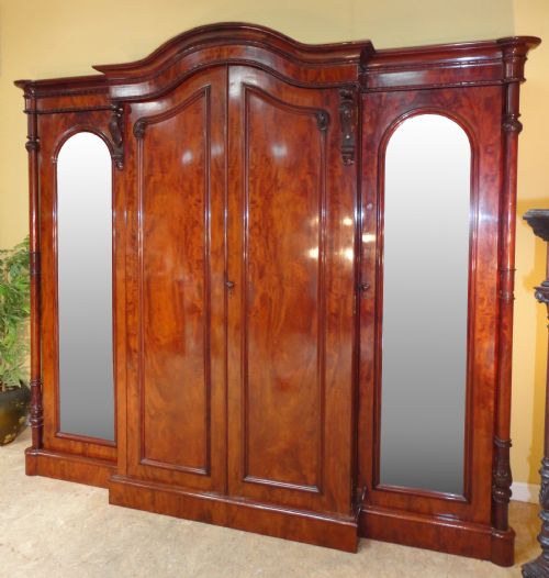 VICTORIAN MAHOGANY FOUR DOOR BREAKFRONT WARDROBE - ADDITIONAL PHOTO 2