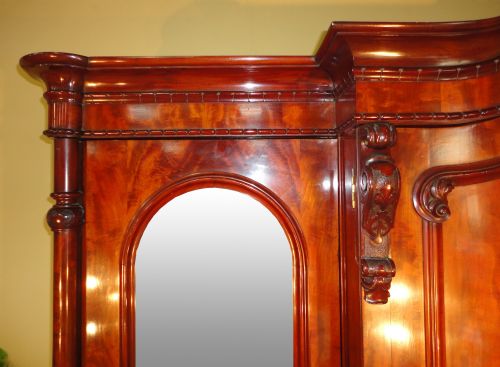 VICTORIAN MAHOGANY FOUR DOOR BREAKFRONT WARDROBE - ADDITIONAL PHOTO 5