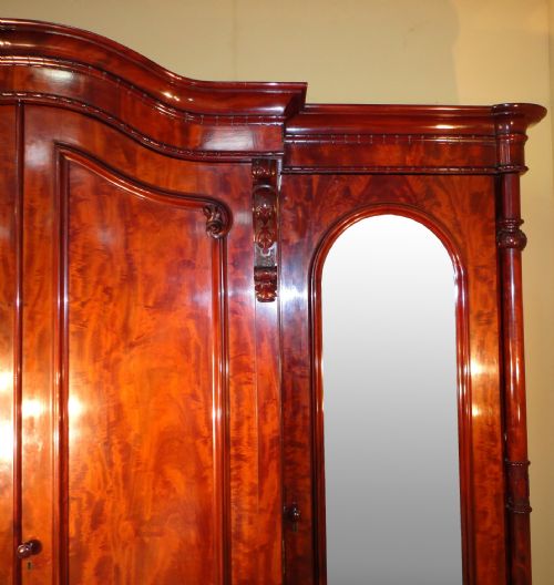 VICTORIAN MAHOGANY FOUR DOOR BREAKFRONT WARDROBE - ADDITIONAL PHOTO 7