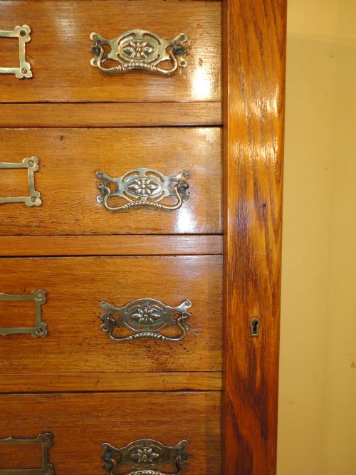VICTORIAN ARTS CRAFTS ASH WELLINGTONCOLLECTORS CHEST - ADDITIONAL PHOTO 8
