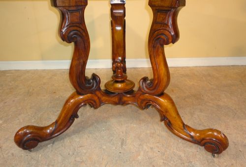 VICTORIAN BURR WALNUT CIRCULAR CENTRE TABLE - ADDITIONAL PHOTO 3