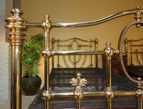 SUPER PAIR OF HOSKINS SEWELL VICTORIAN BRASS SINGLE BEDS - ADDITIONAL PHOTO 10