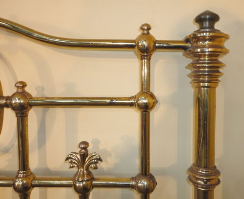 SUPER PAIR OF HOSKINS SEWELL VICTORIAN BRASS SINGLE BEDS - ADDITIONAL PHOTO 12