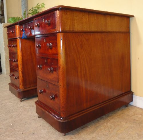 ANTIQUE VICTORIAN MAHOGANY 4FT PEDESTAL DESK - ADDITIONAL PHOTO 12