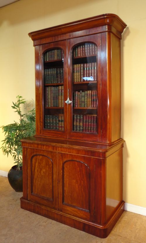 ANTIQUE VICTORIAN MAHOGANY TWO DOOR BOOKCASE - ADDITIONAL PHOTO 1