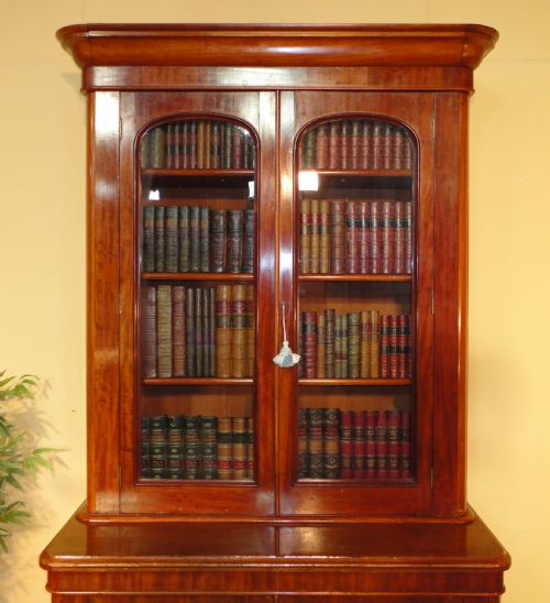 ANTIQUE VICTORIAN MAHOGANY TWO DOOR BOOKCASE - ADDITIONAL PHOTO 2