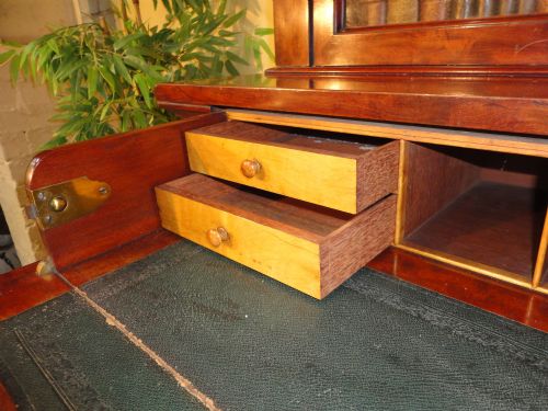 ANTIQUE VICTORIAN MAHOGANY SECRTAIRE BOOKCASE - ADDITIONAL PHOTO 12