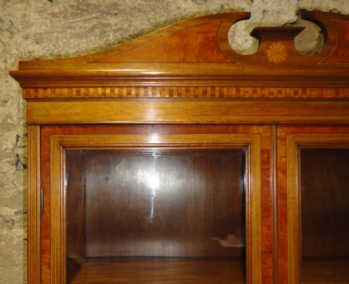 ANTIQUE LATE VICTORIAN SHERATON STYLE BIJOUTERIE CABINET - ADDITIONAL PHOTO 5