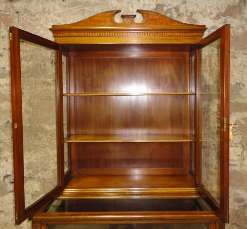 ANTIQUE LATE VICTORIAN SHERATON STYLE BIJOUTERIE CABINET - ADDITIONAL PHOTO 12
