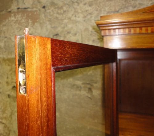 ANTIQUE LATE VICTORIAN SHERATON STYLE BIJOUTERIE CABINET - ADDITIONAL PHOTO 14