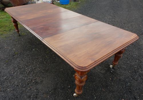 9FT 7 ANTIQUE VICTORIAN FLAME MAHOGANY EXTENDING DINING TABLE - ADDITIONAL PHOTO 2
