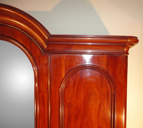 VICTORIAN MAHOGANY FITTED TRIPLE WARDROBE - ADDITIONAL PHOTO 6