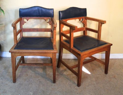 PAIR OF GOTHIC ARTS CRAFTS OAK DESK CHAIRS - ADDITIONAL PHOTO 1