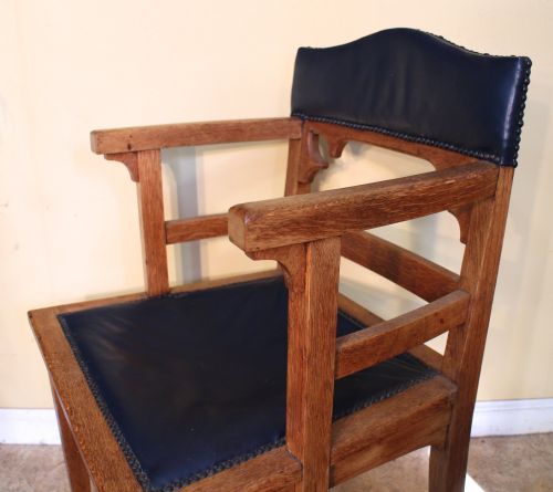 PAIR OF GOTHIC ARTS CRAFTS OAK DESK CHAIRS - ADDITIONAL PHOTO 10