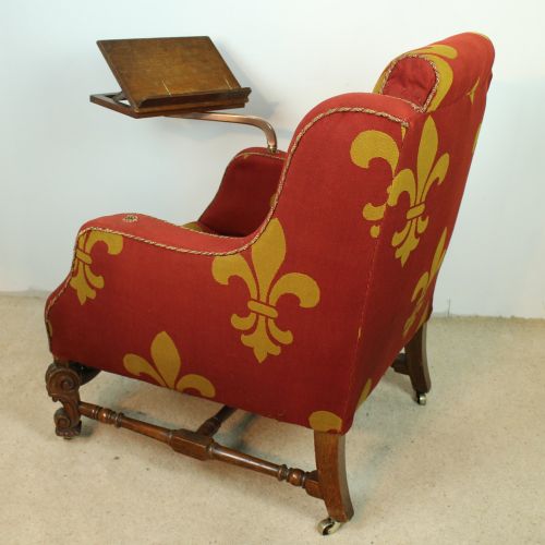 A 19TH CENTURY CARVED OAK WINGBACK READING CHAIR - ADDITIONAL PHOTO 7