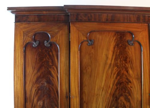 GEORGE III MAHOGANY BREAKFRONT SECRETAIRE LINEN PRESS WARDROBE - ADDITIONAL PHOTO 5