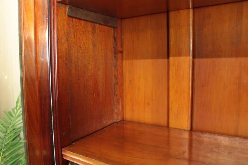 ANTIQUE VICTORIAN MAHOGANY TWO DOOR BOOKCASE - ADDITIONAL PHOTO 12