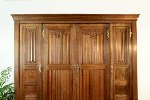 ARTS CRAFTS GILLOWSPUGIN OAK WARDROBE PRESS 8FT WIDE X 8FT HIGH - ADDITIONAL PHOTO 3